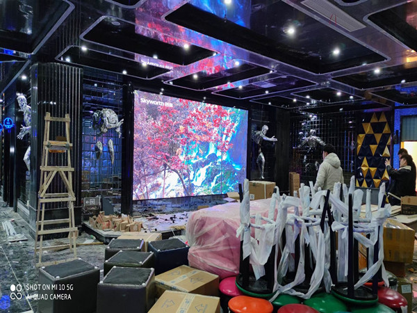 眉山市室内P2.5全彩显示屏